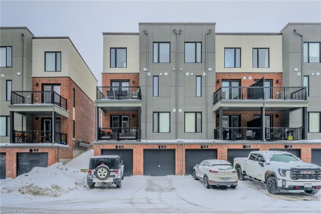 99 Roger Street, #11