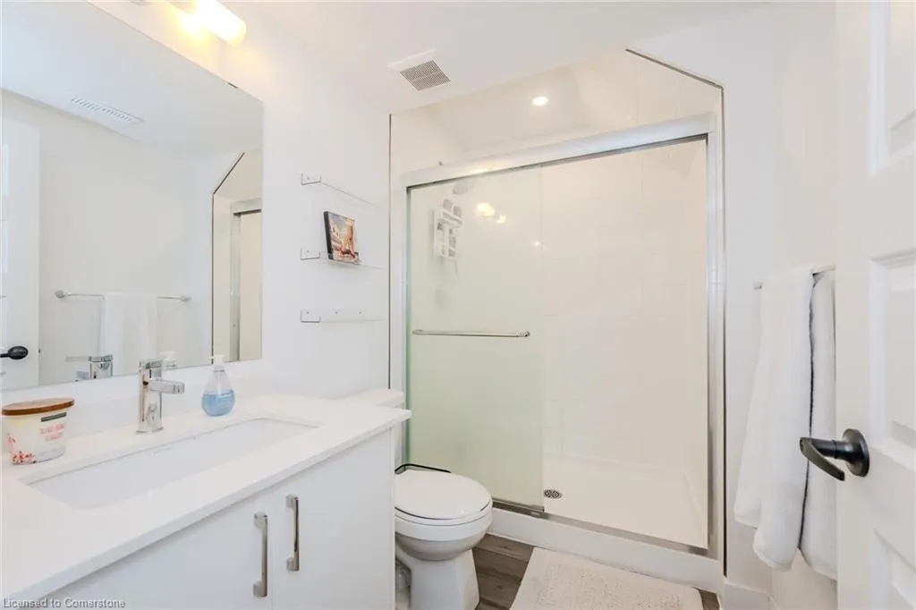 99 Roger Street, #11
