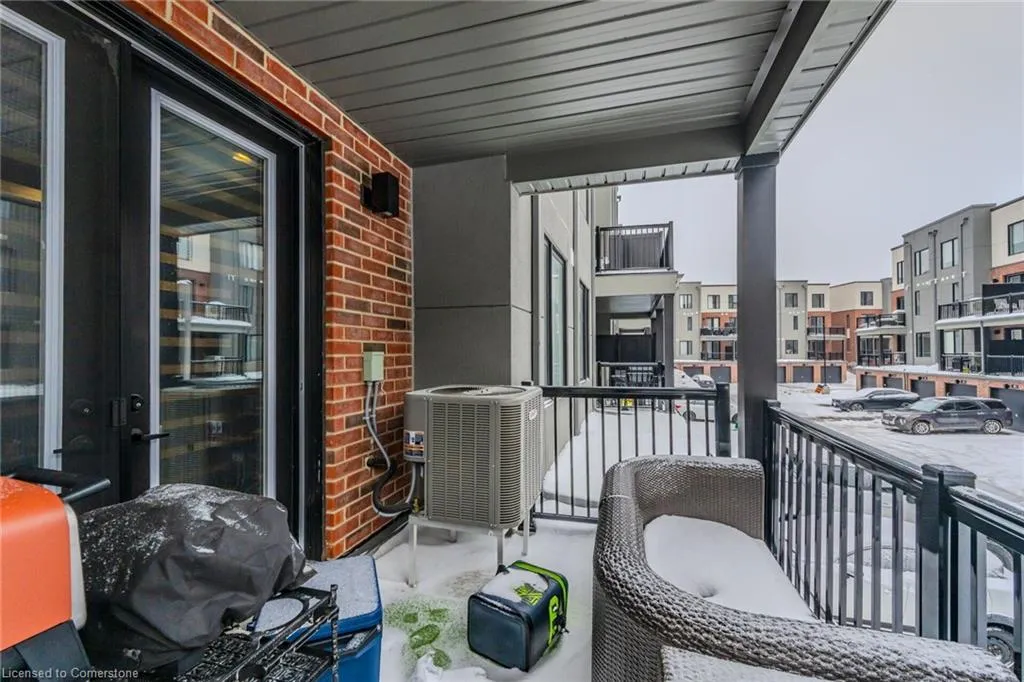 99 Roger Street, #11