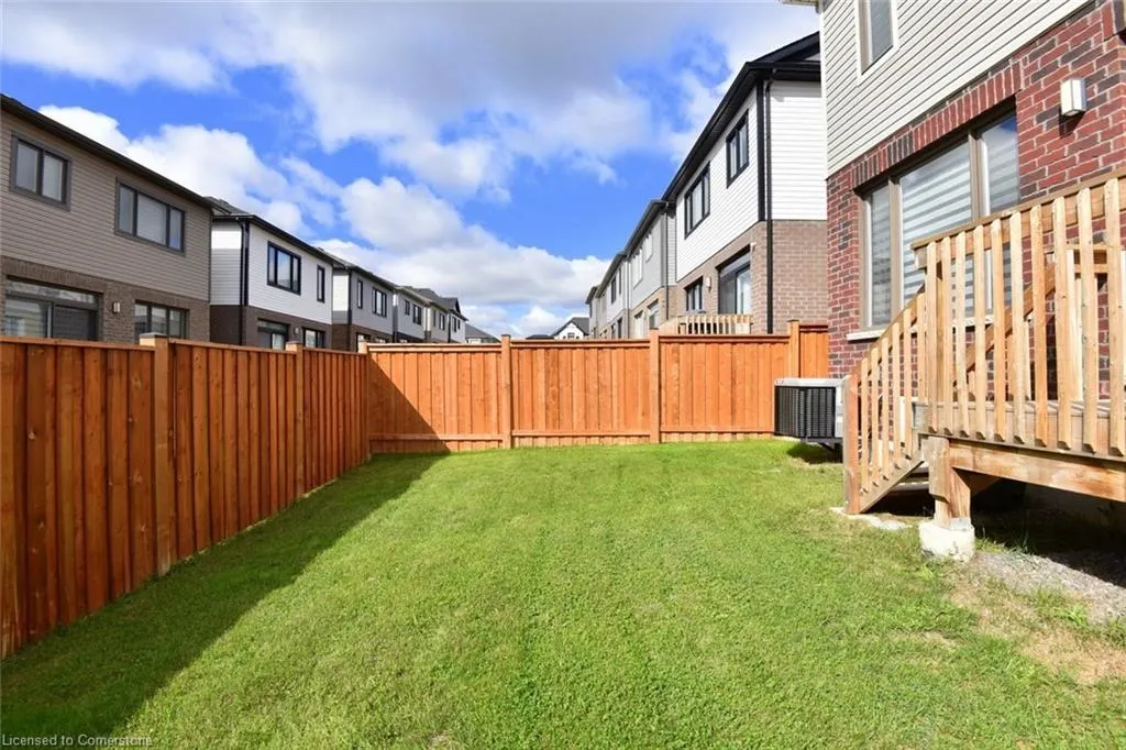 28 Fairey Crescent