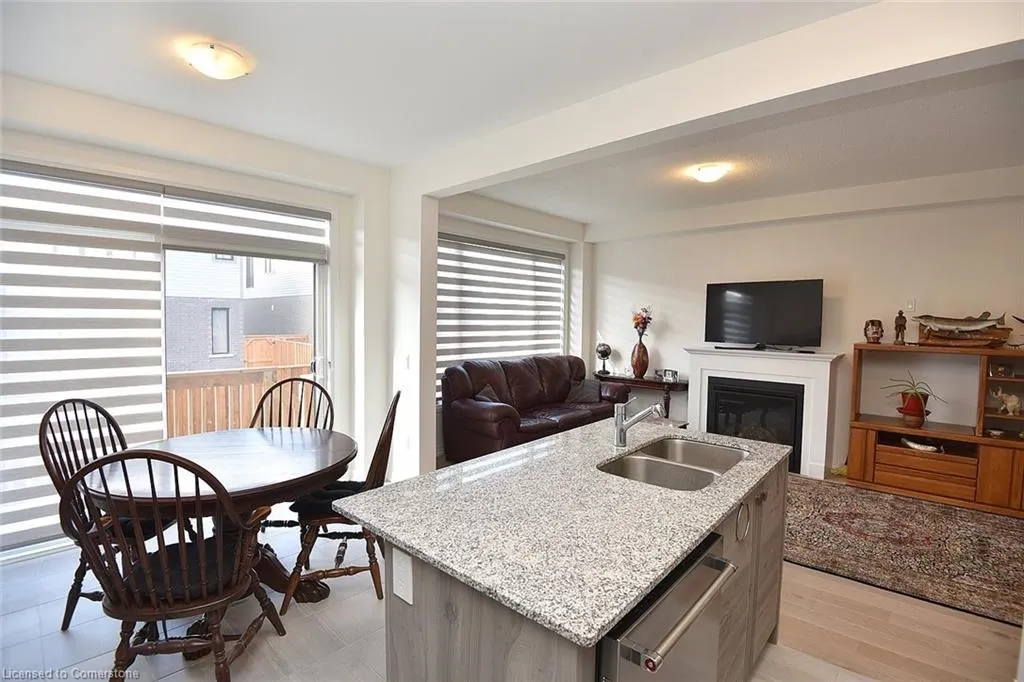 28 Fairey Crescent