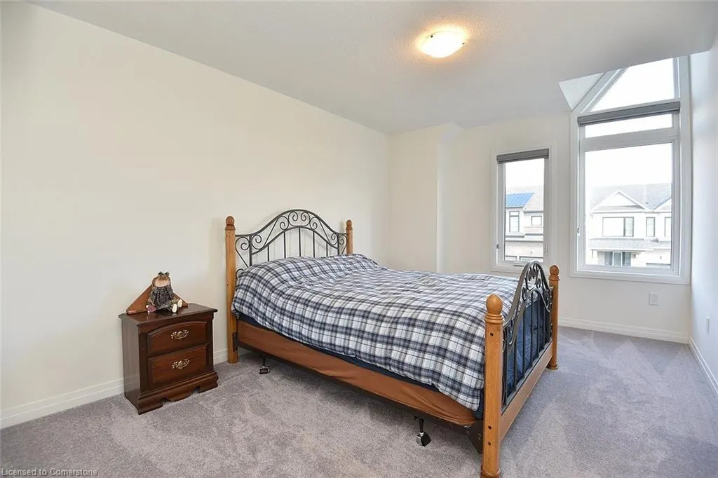 28 Fairey Crescent