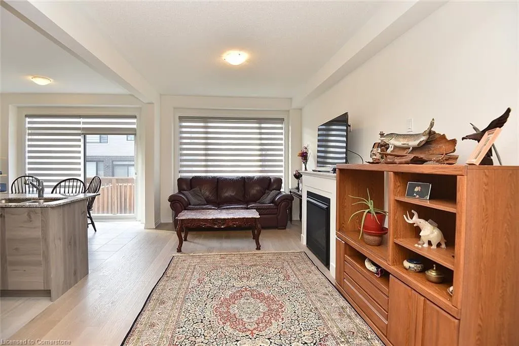 28 Fairey Crescent