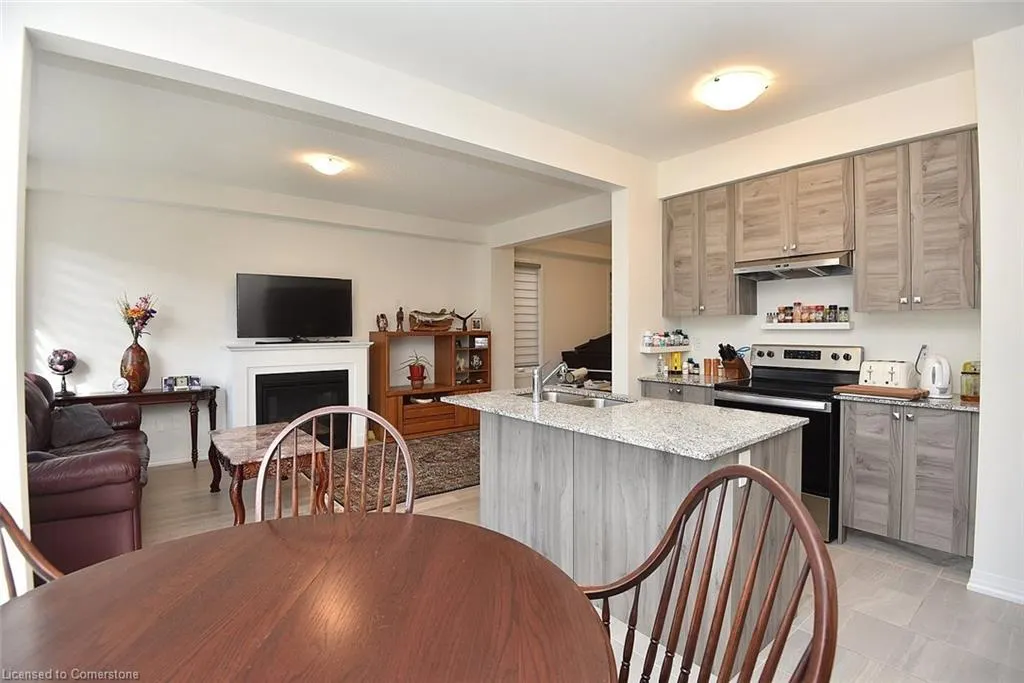 28 Fairey Crescent