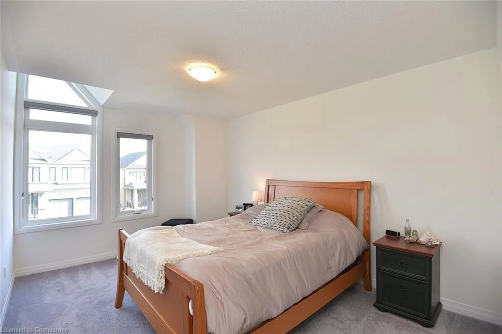 28 Fairey Crescent
