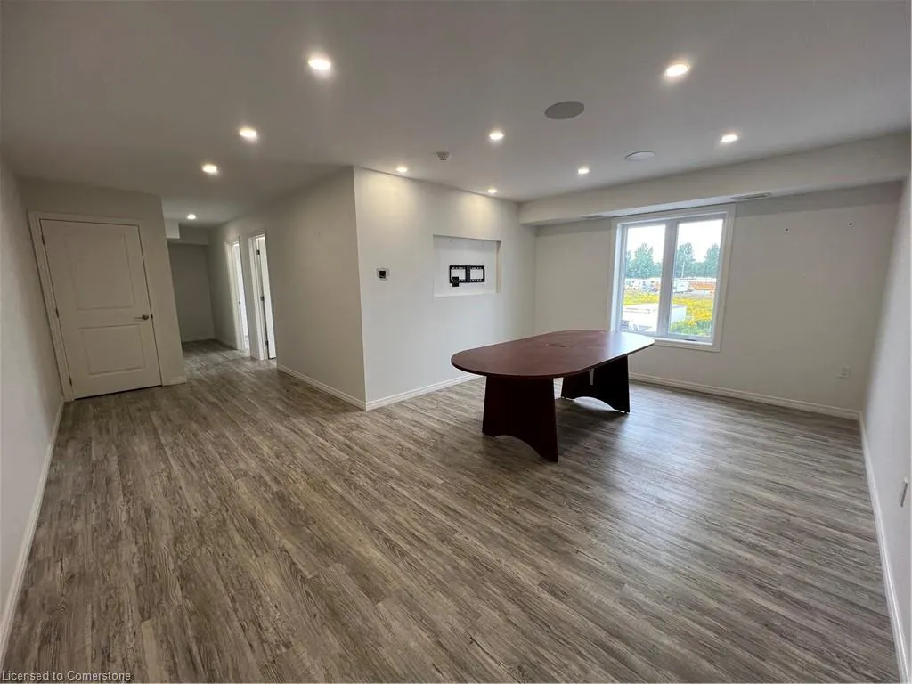 770 Glengarry Crescent, #C