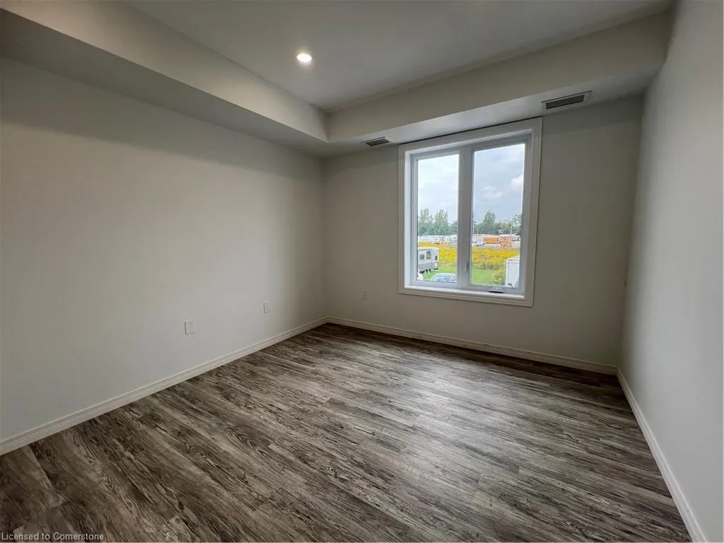 770 Glengarry Crescent, #C