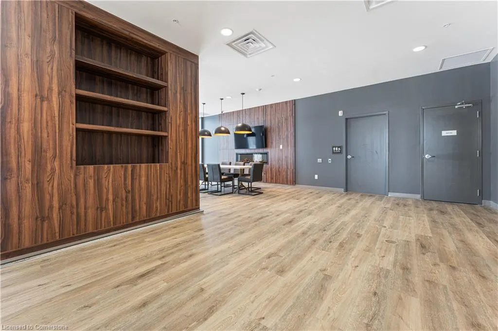 26 Lowes Road W, #610