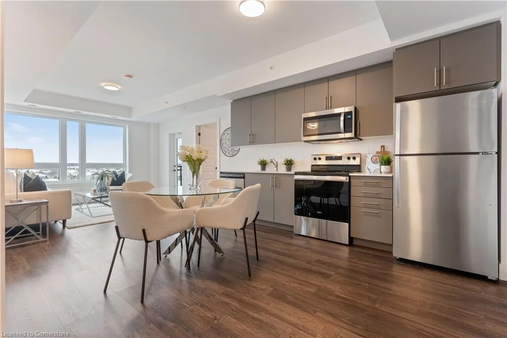 26 Lowes Road W, #610