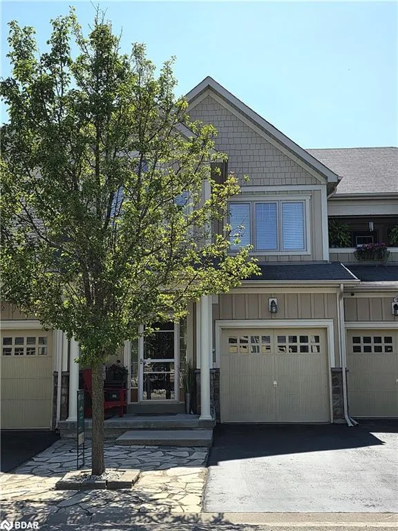 34 Savannah Crescent