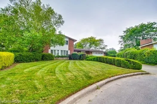 3546 Eton Crescent