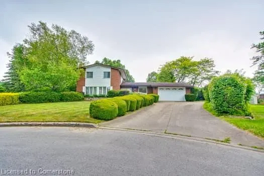 3546 Eton Crescent