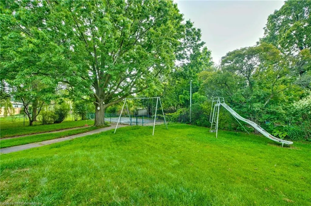 3546 Eton Crescent