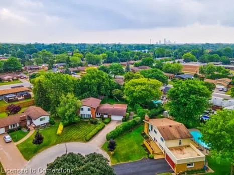 3546 Eton Crescent
