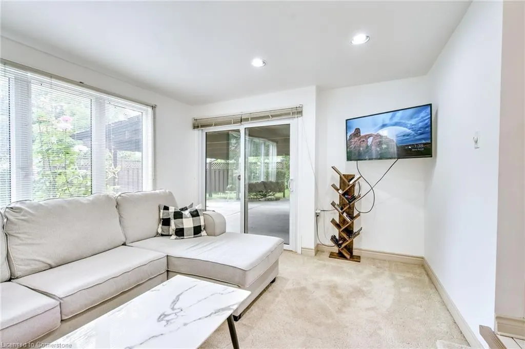 3546 Eton Crescent