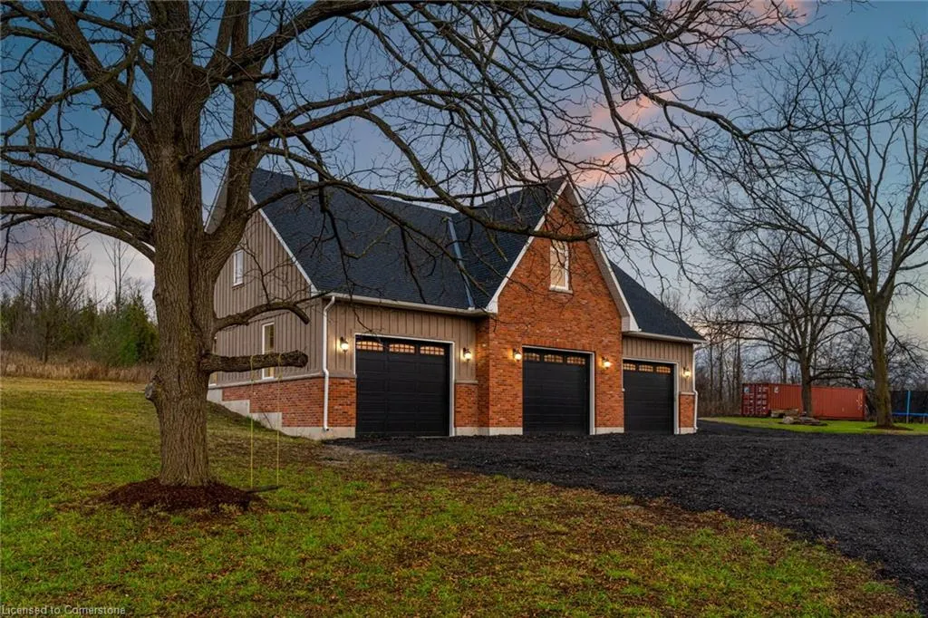 1041 Concession 8 Rr 3 W