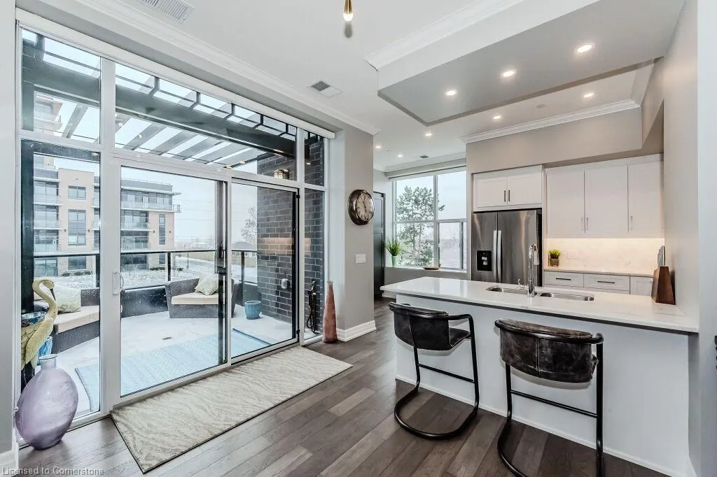 1878 Gordon Street, #203