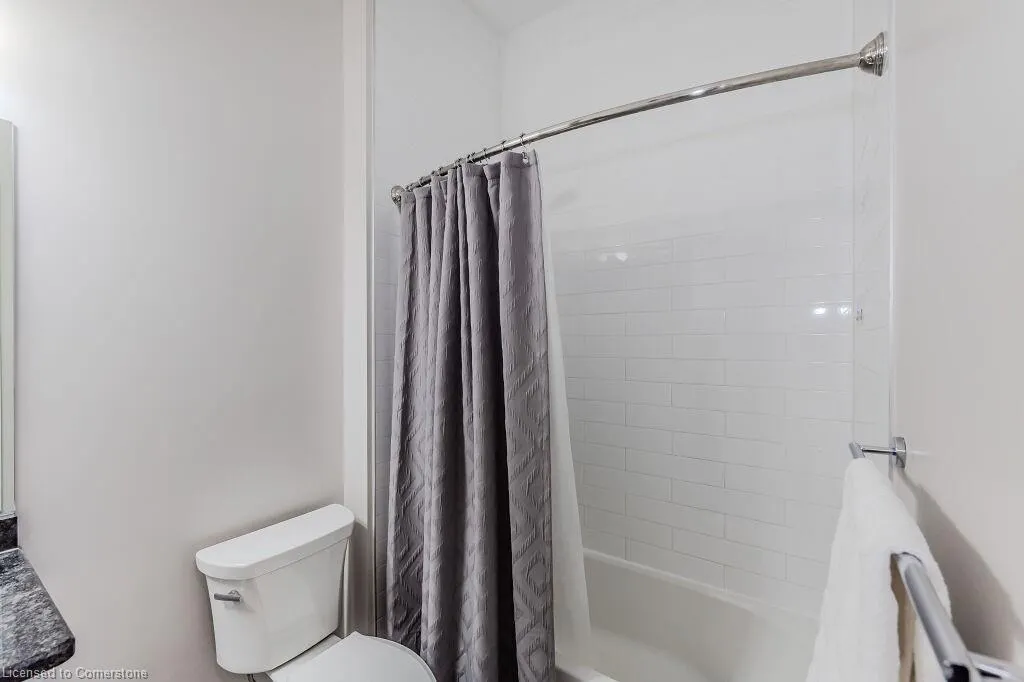 1878 Gordon Street, #203