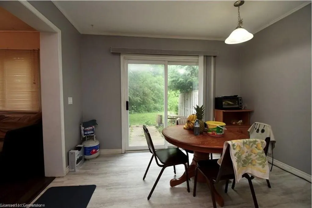 121 University Avenue, #2
