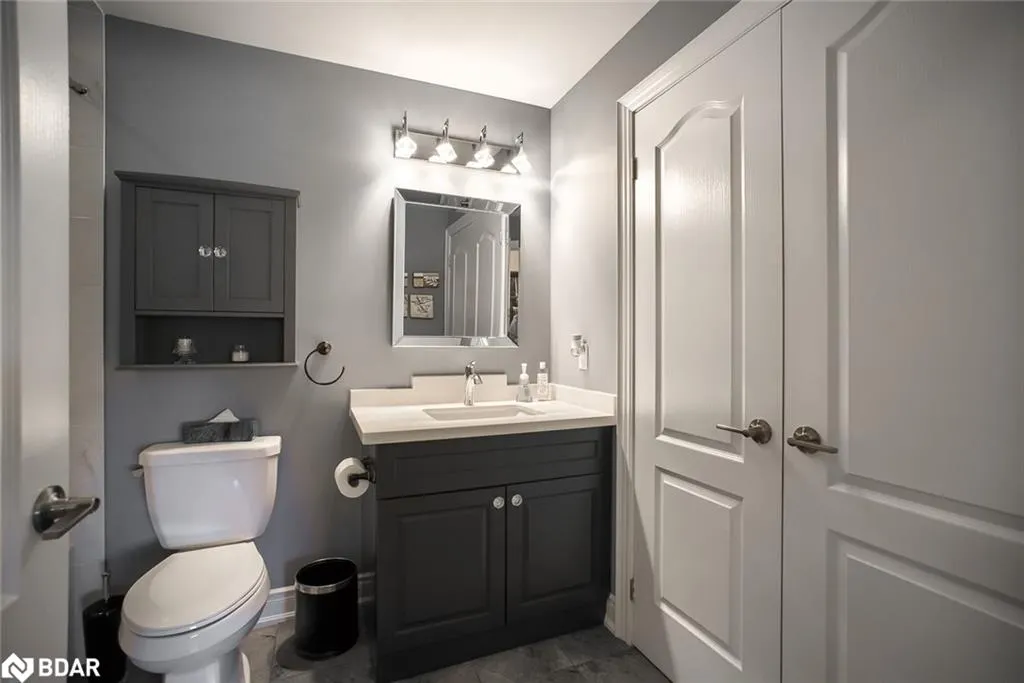 720 Yonge Street Street, #101