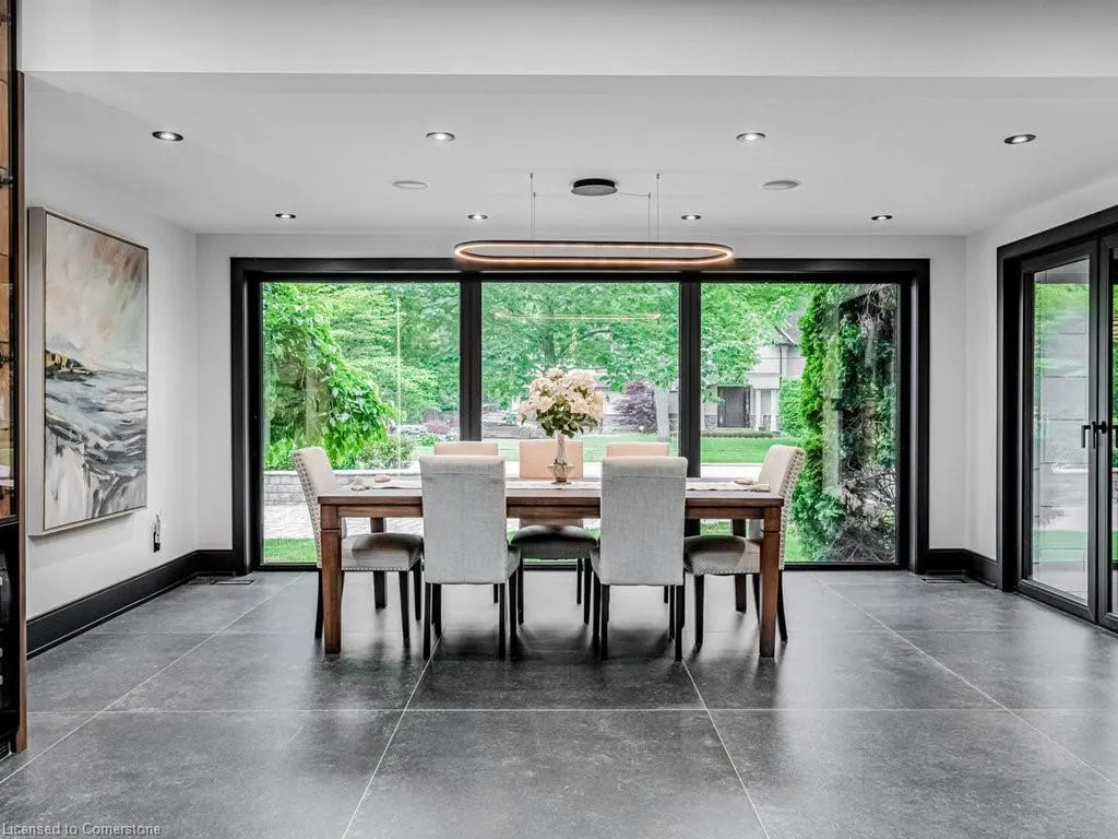621 Sir Richard's Road
