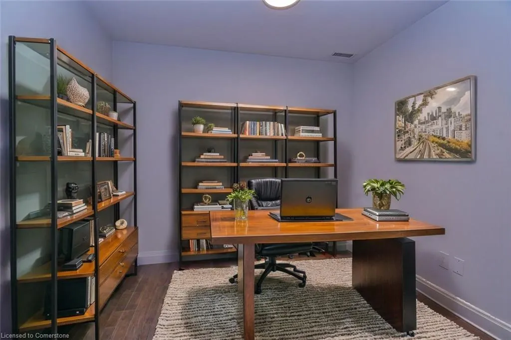 153 Wilson Street W, #306