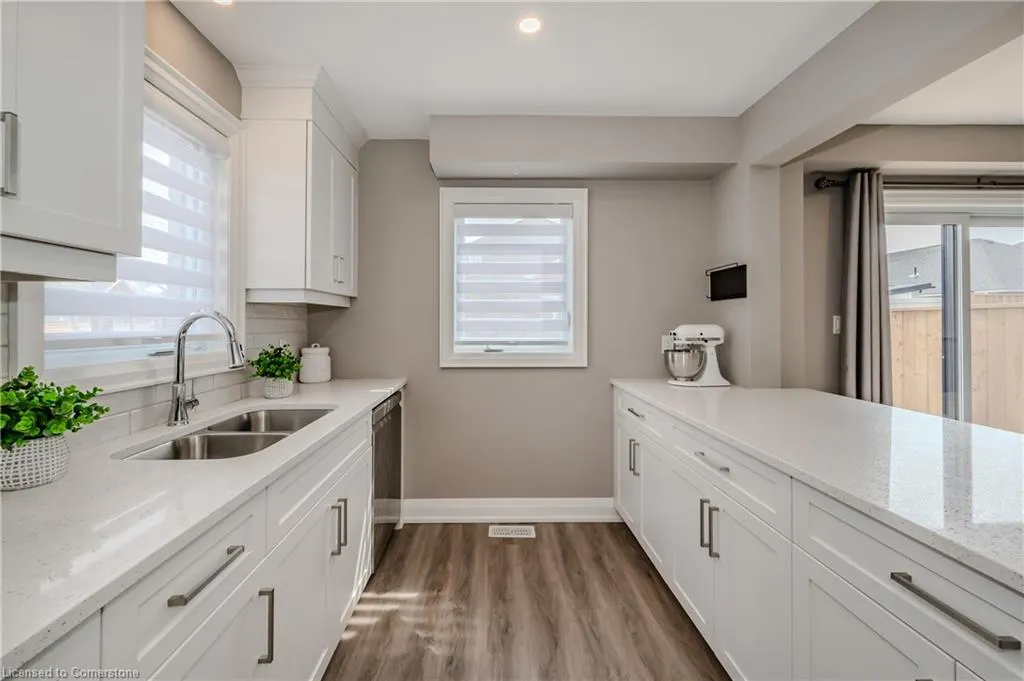 124 Woodberry Crescent