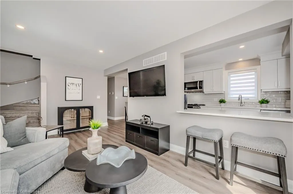 124 Woodberry Crescent