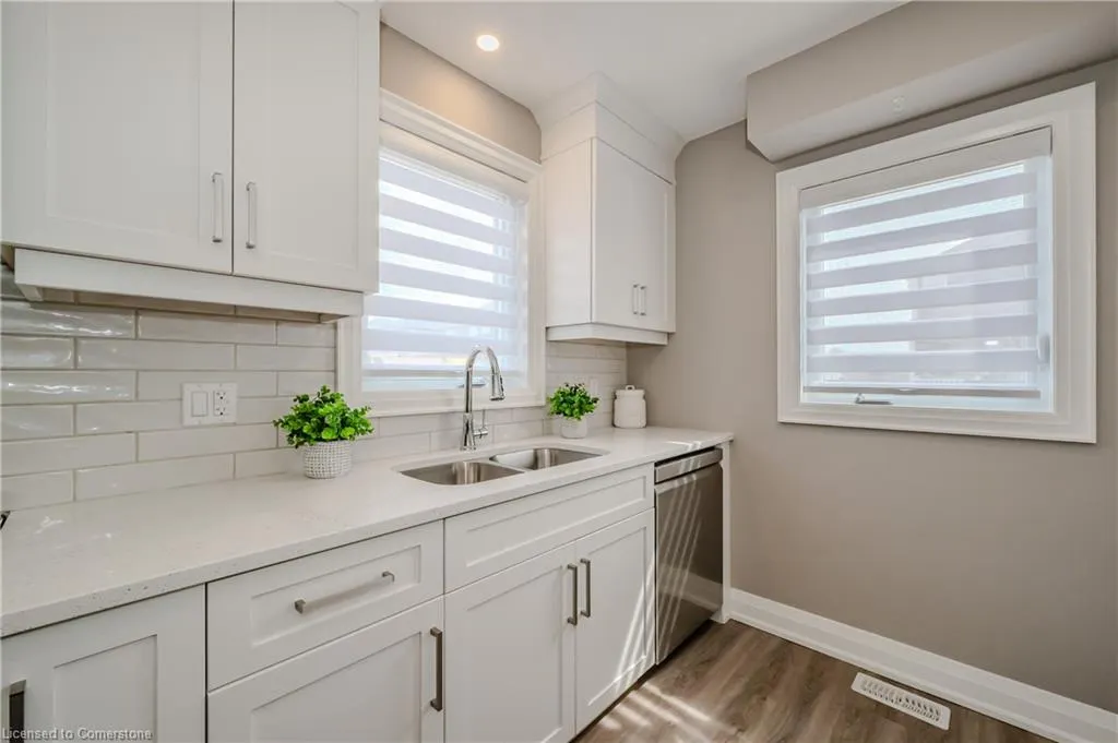 124 Woodberry Crescent