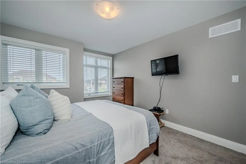 124 Woodberry Crescent