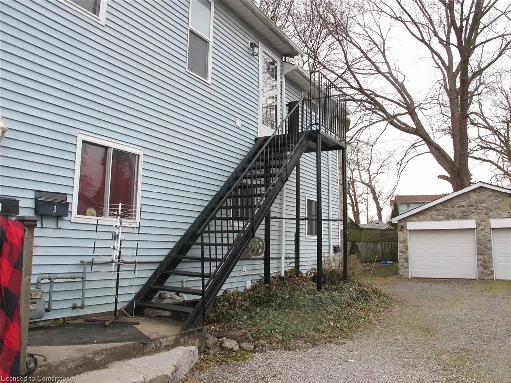 4233 May Avenue