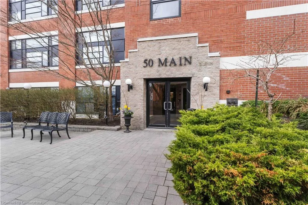 50 Main Street, #202