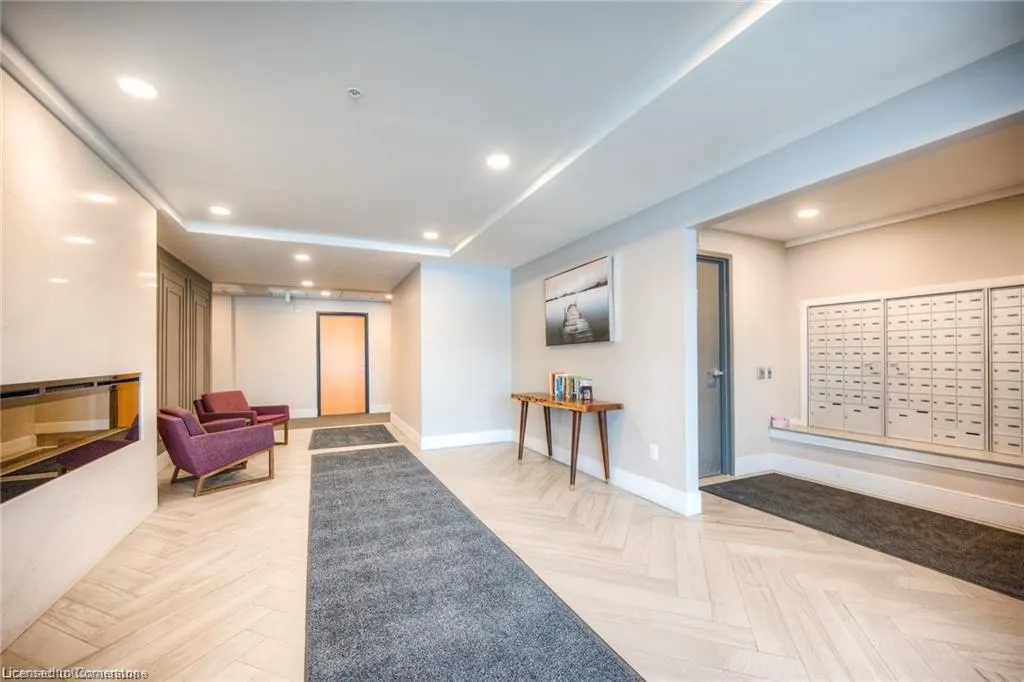 15 Prince Albert Boulevard, #210