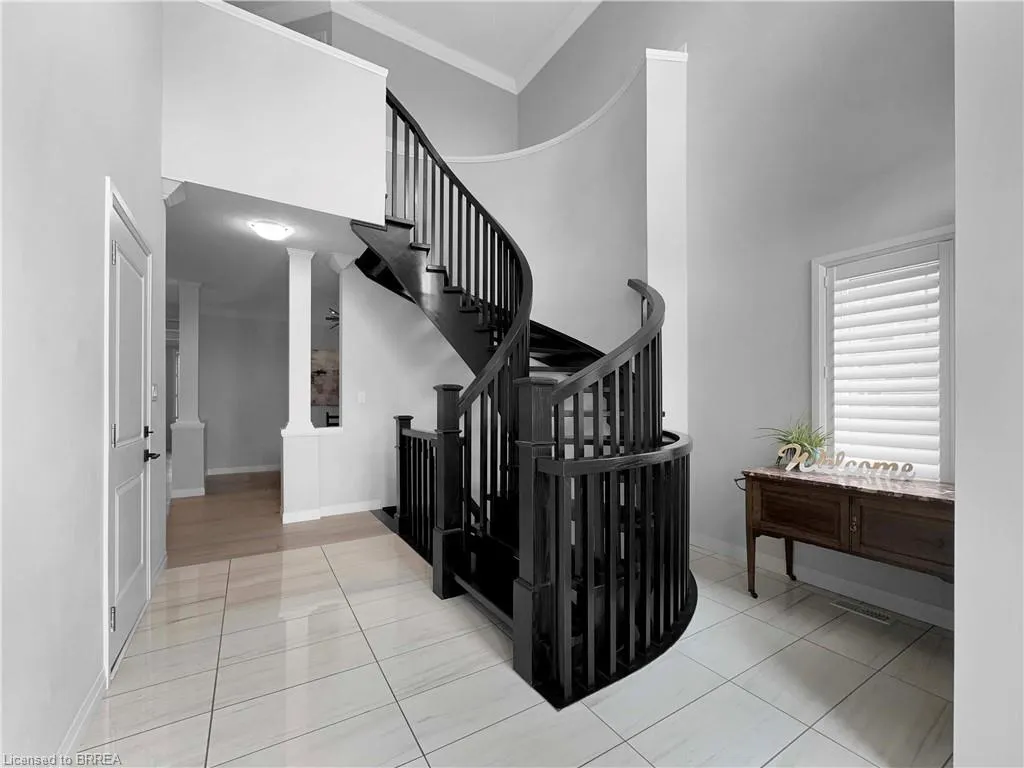 10 Vic Chambers Place
