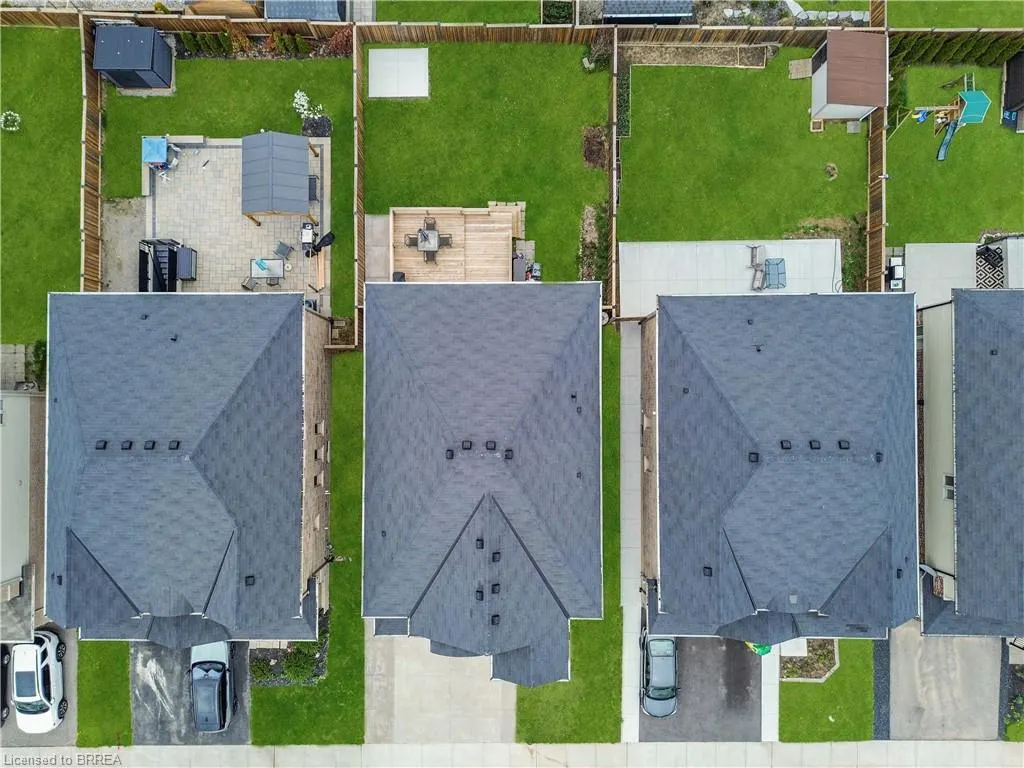 10 Vic Chambers Place
