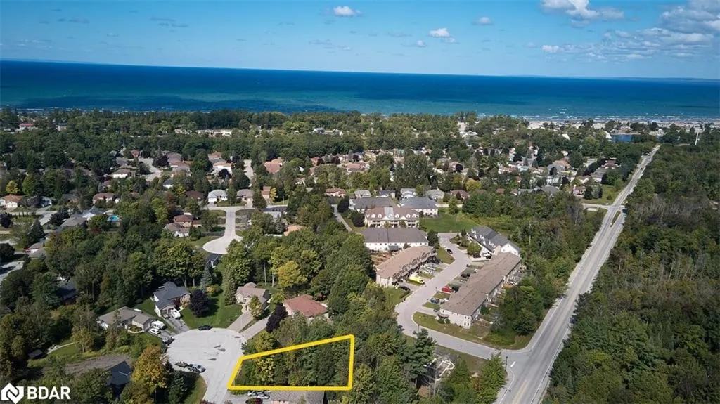 11 Deerrun Place