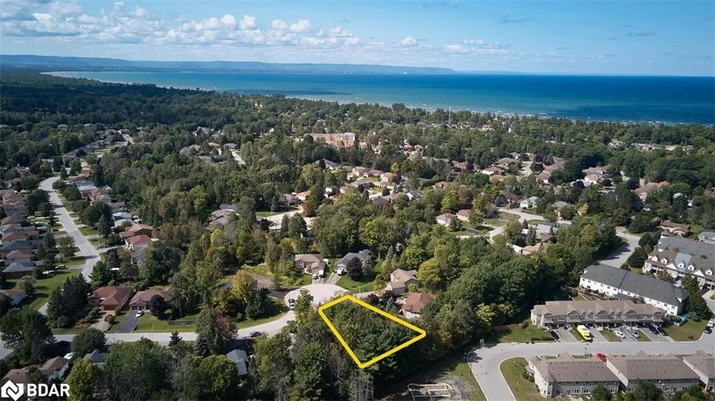 11 Deerrun Place