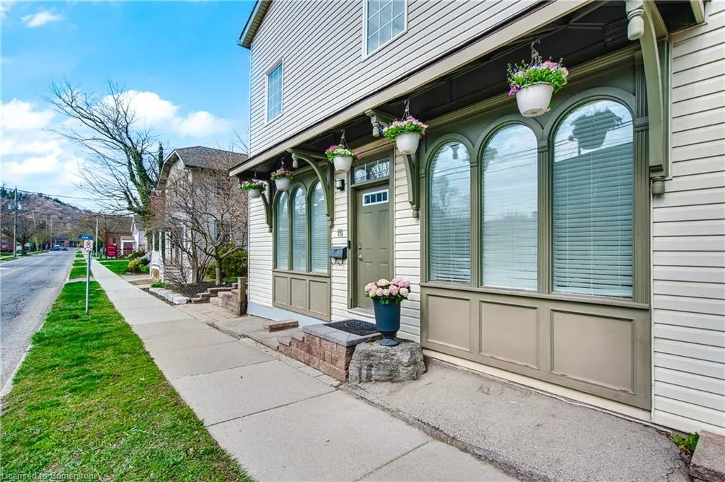 49 Ontario Street, #16