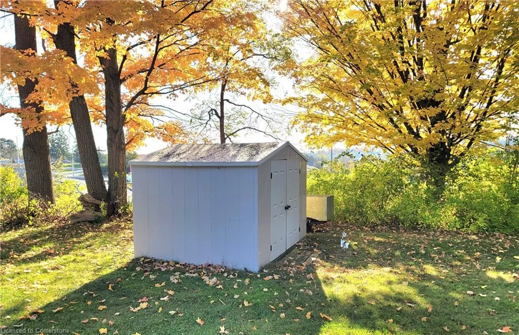111 Riverbank Drive N