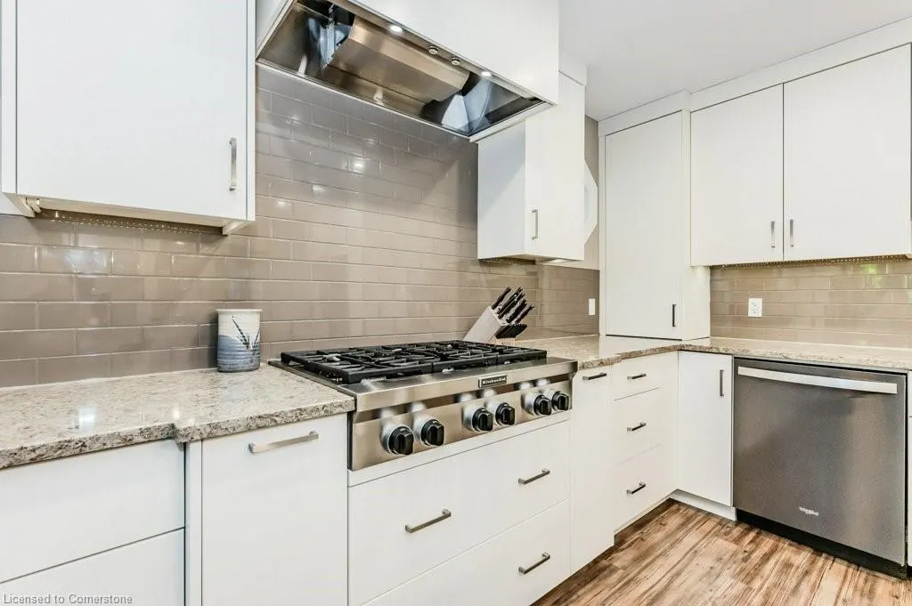 219 Corrie Crescent