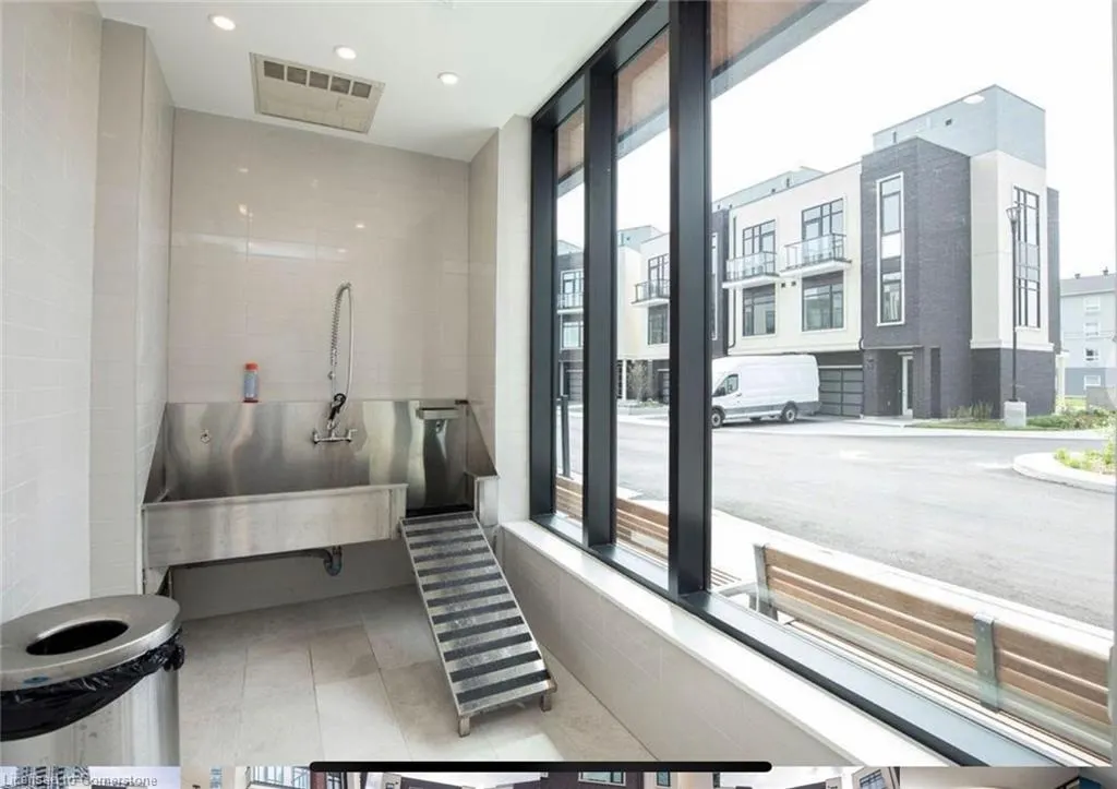 385 Winston Road, #1902
