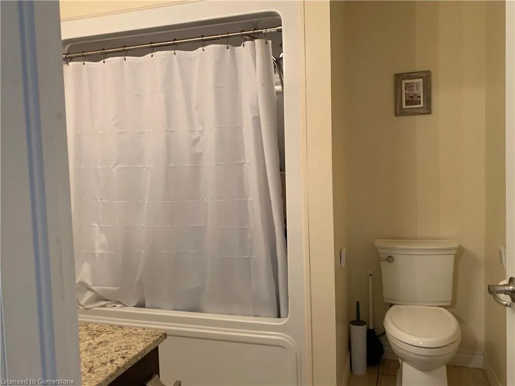 886 Golf Links Road, #104