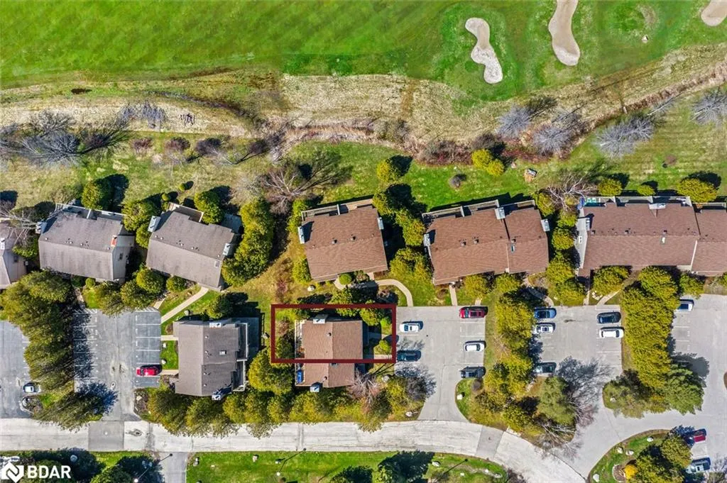 562 Oxbow Crescent, #2