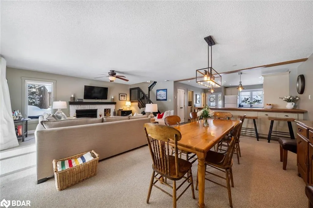 562 Oxbow Crescent, #2