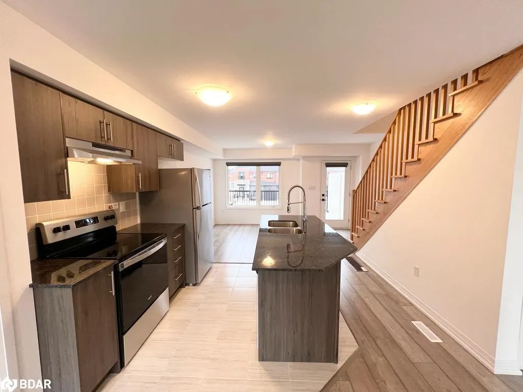 103 Fairlane Avenue