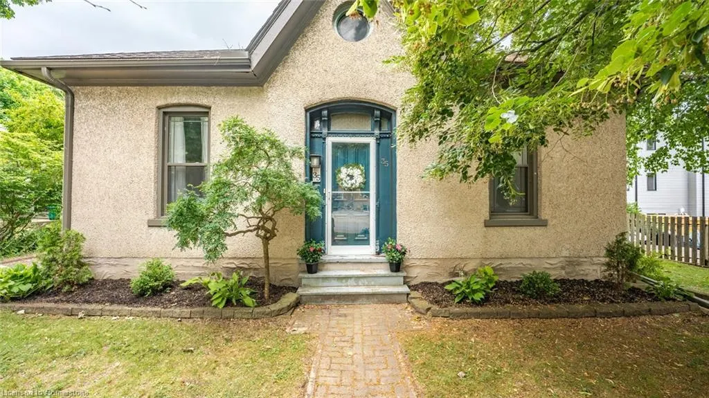 35 Birch Street