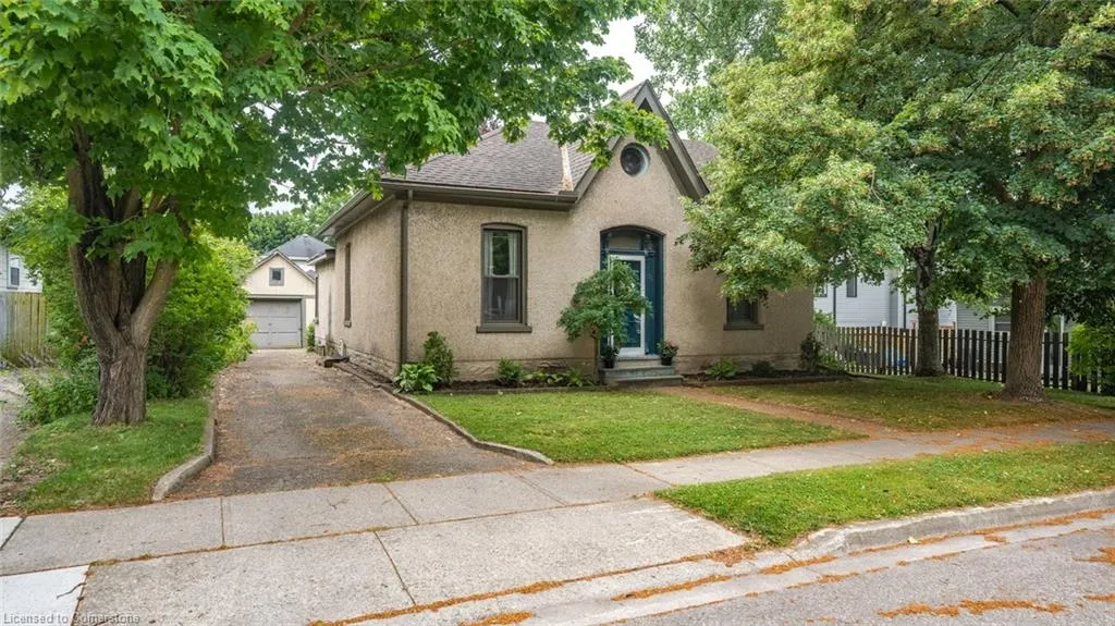 35 Birch Street