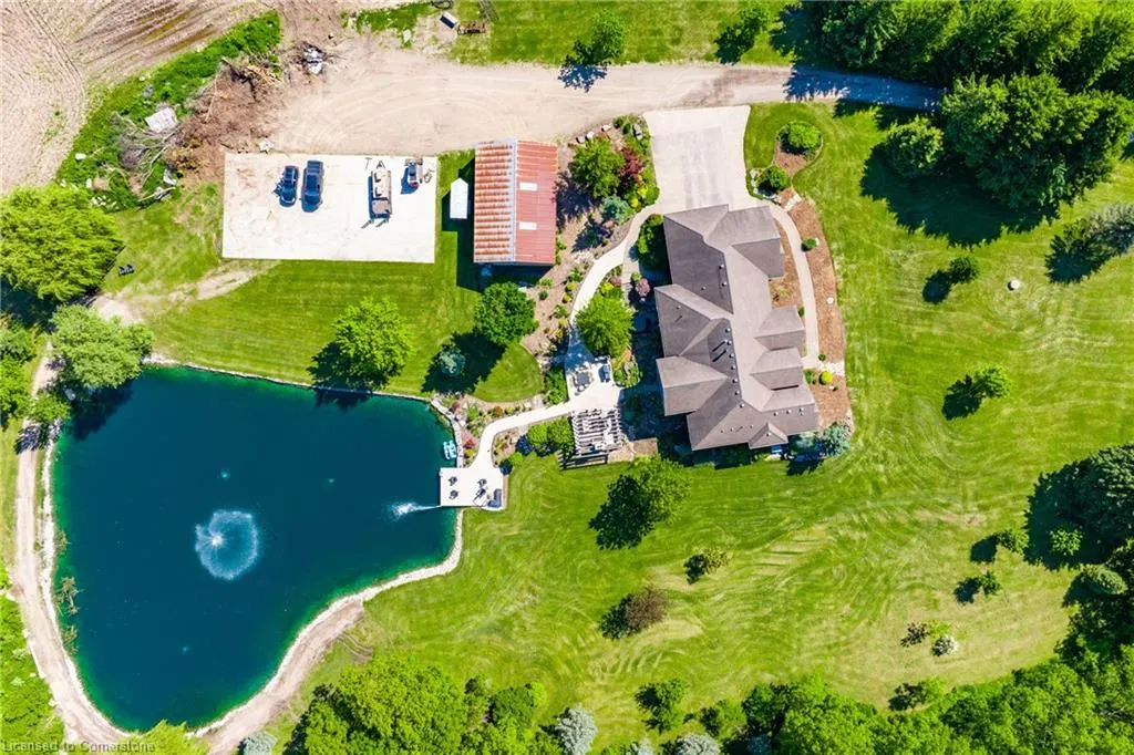 1436 Snyders Road E