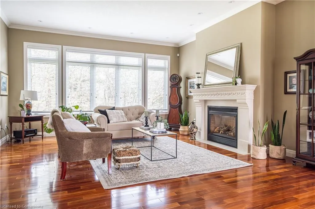 27 Sun Avenue