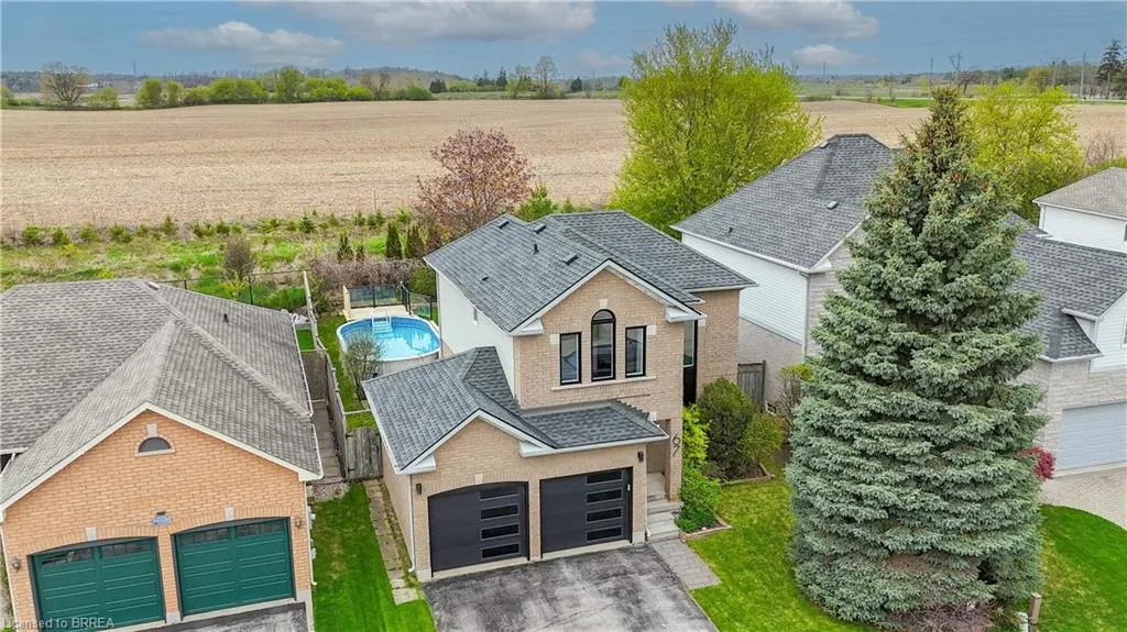 67 Wadsworth Crescent